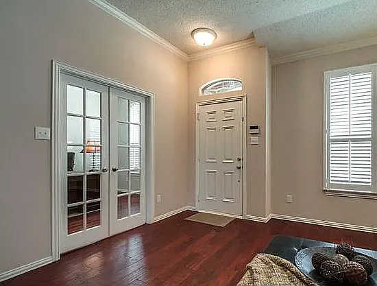 1216 Valley Oaks Dr — Photo 8