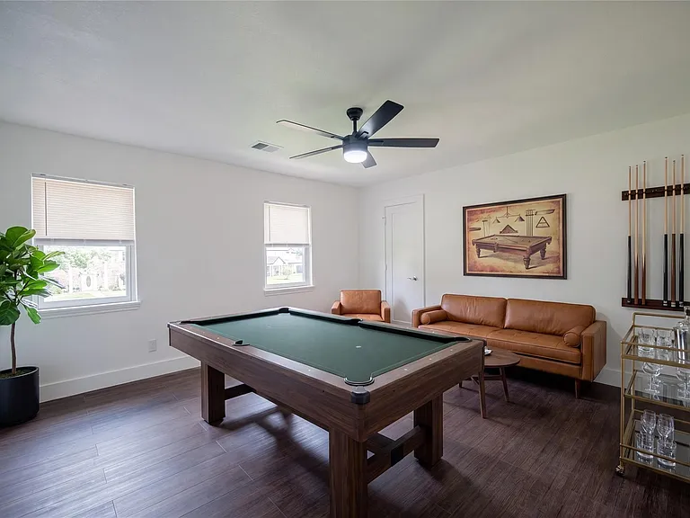 4815 Caris St — Photo 39