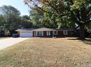 313 Louise Dr, Collinsville, IL 62234