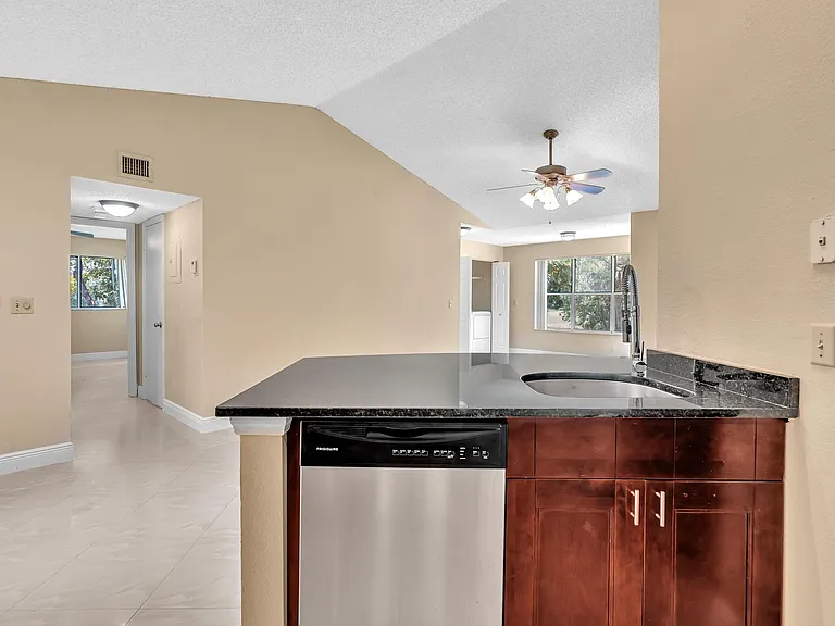 3370 Pinewalk Dr N #1222 — Photo 27
