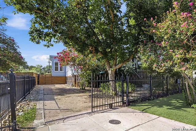 123 Fir St — Photo 3