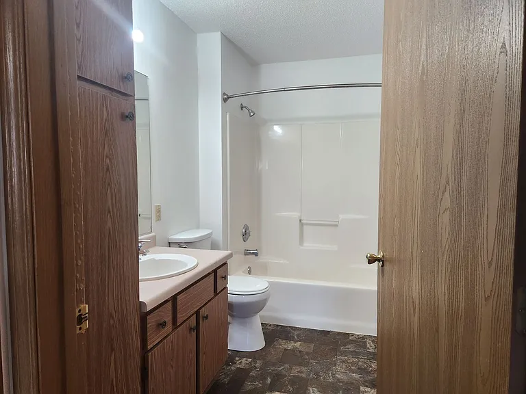 Christopher Place Apartments — Photo 17