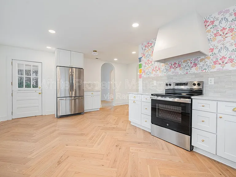 3612 E Brief Rd — Photo 9