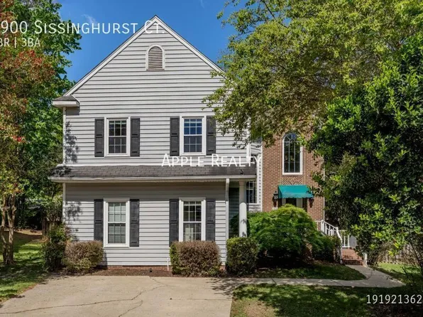 2900 Sissinghurst Ct, Raleigh, NC 27615