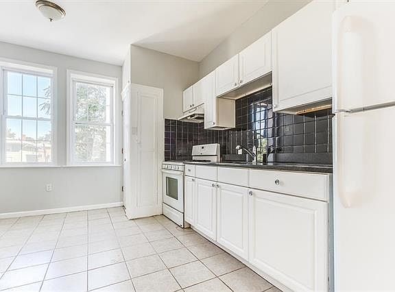 2nd image of 1320 44th St