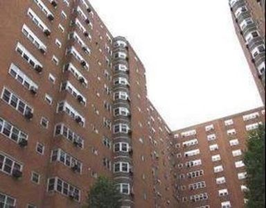 4980 N Marine Dr, Chicago, IL, 60640