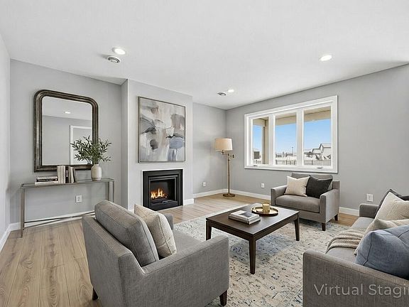3rd image of 428 Audrey Dr