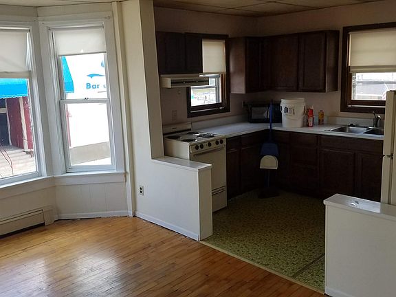 5th image of 203 Wolf River Dr #3