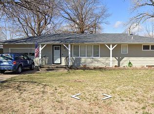 608 Michael Rd, Newton, KS 67114