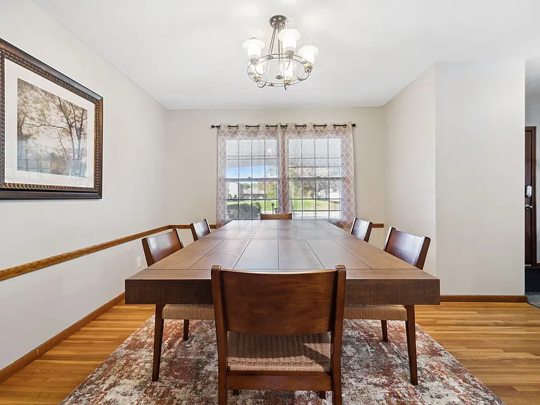 10527 Morgan Ave S — Photo 14