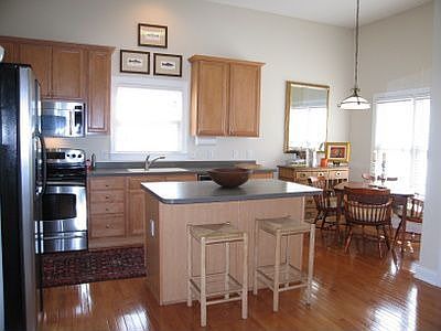 Kitchen with breakfast nook