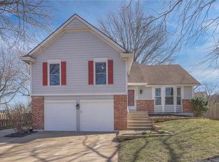 12489 S Brougham Dr, Olathe, KS 66062