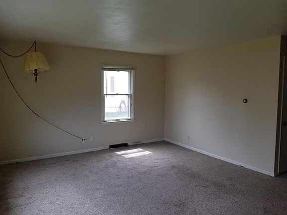 5th image of 4101 N Columbus Ave