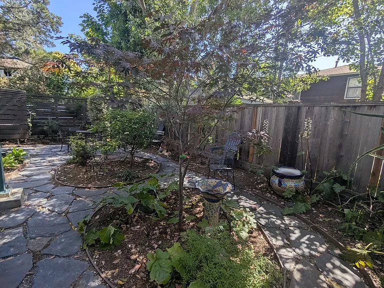 1624 Milvia Street — Photo 10