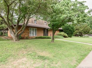 2232 Kristin Ln, Bartlesville, OK 74006