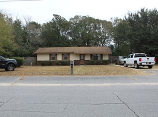 1320 Sunshine Dr, Crestview, FL 32539