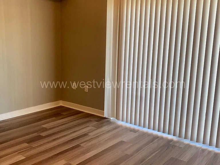 1010 Railroad Ave — Photo 12