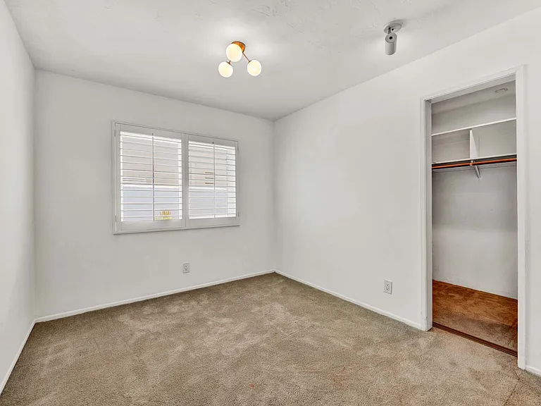 23495 Porter Cir — Photo 13