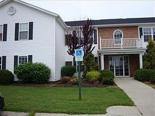1st image of 6454 Grape Arbor Dr #52