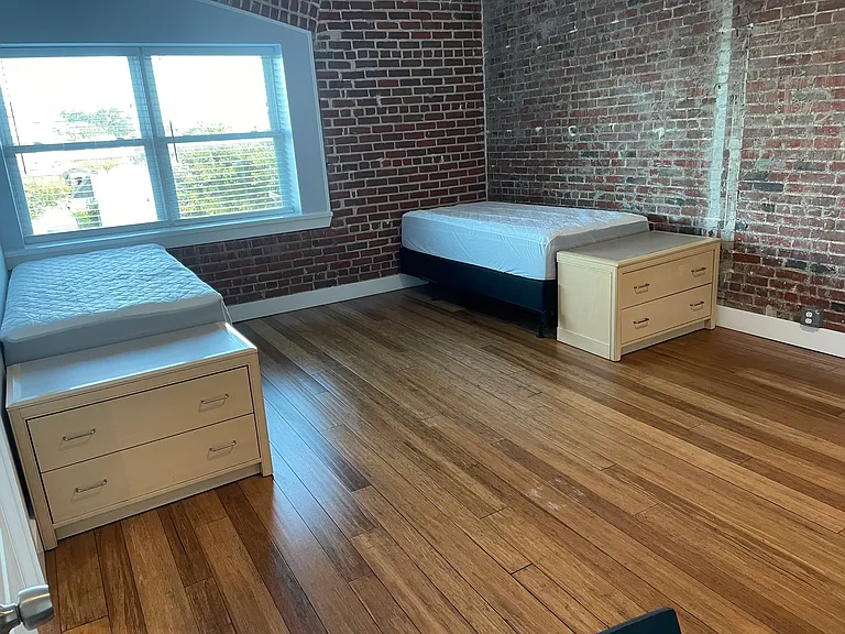 124 Saint Johns Ave #9 — Photo 8