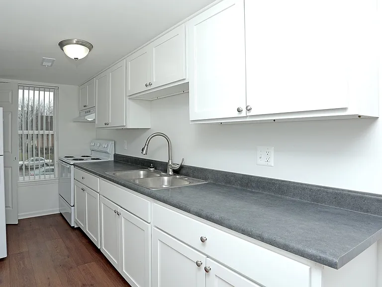 Arbor One Apartments — Photo 13