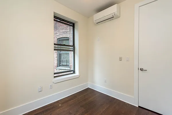 Rented by Nooklyn NYC LLC | media 60