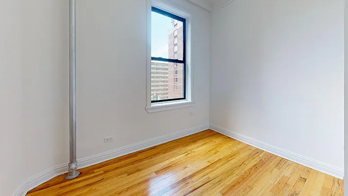 Rented by Bond New York | media 6