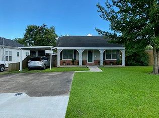 6326 Madison Blvd, Groves, TX 77619