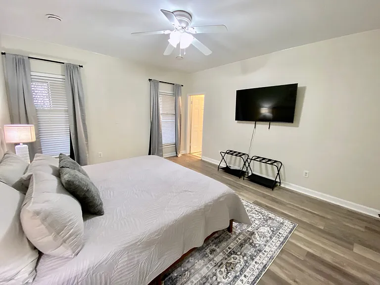 233 N Main St #403 — Photo 5