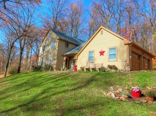 92 Sweet Hollow Rd, Milford, NJ 08848