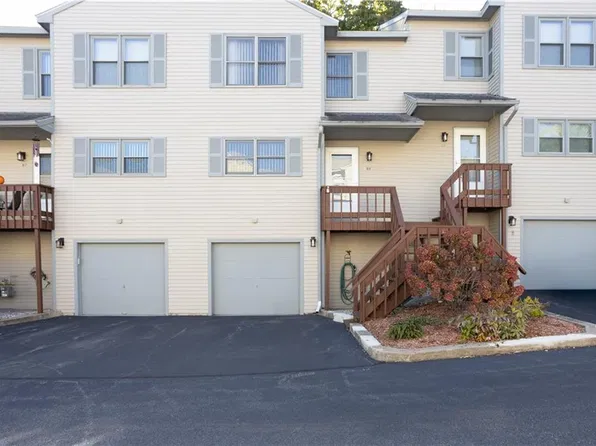 1603 Plainfield Pike APT D8, Johnston, RI 02919