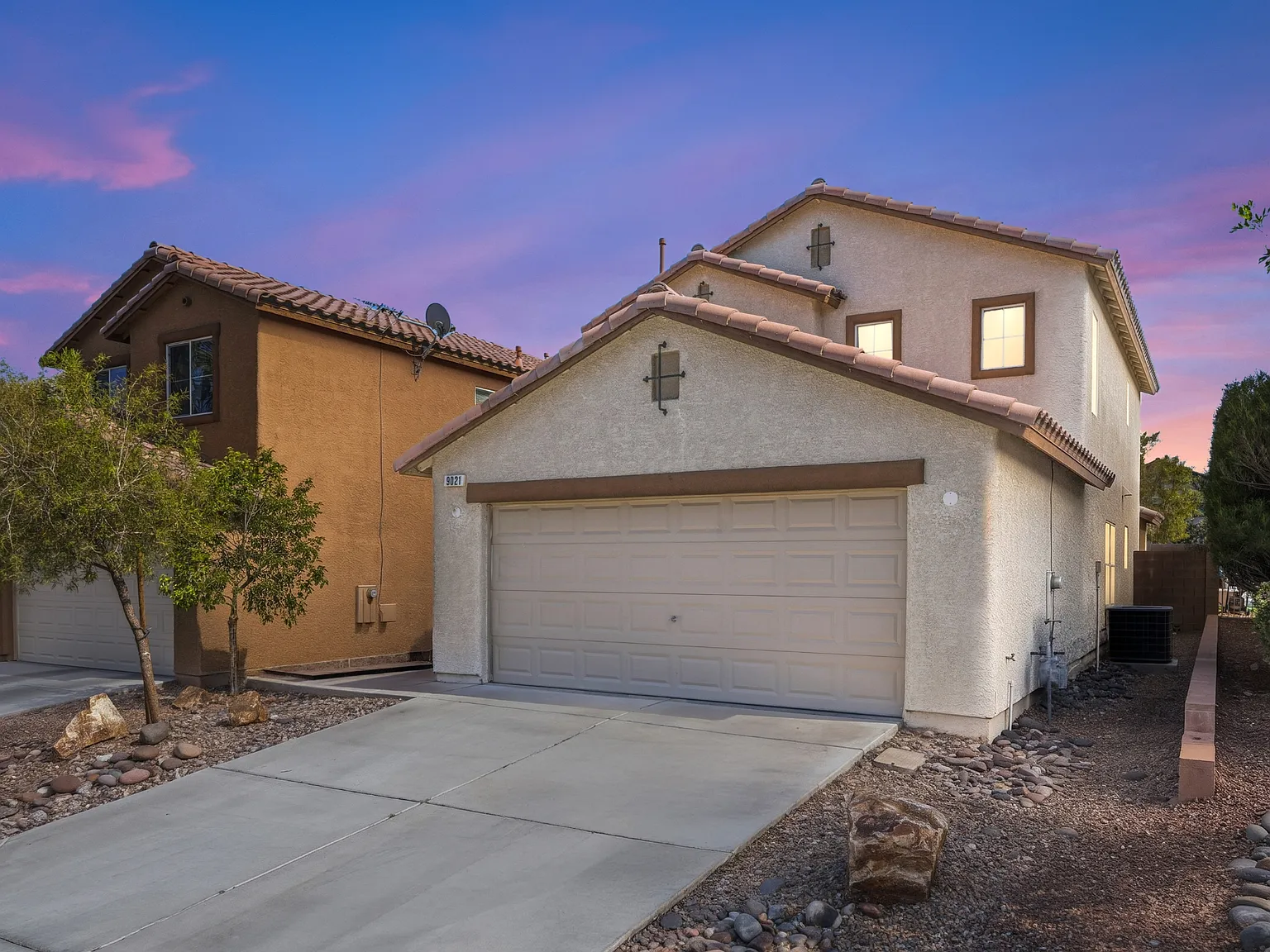3 bed, 2.5 bath, 1735 sqft, $1,795 — Photo 3