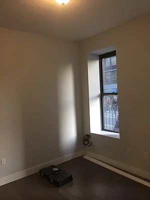 Rented by Urban Real Estate Property Group Inc | media 5