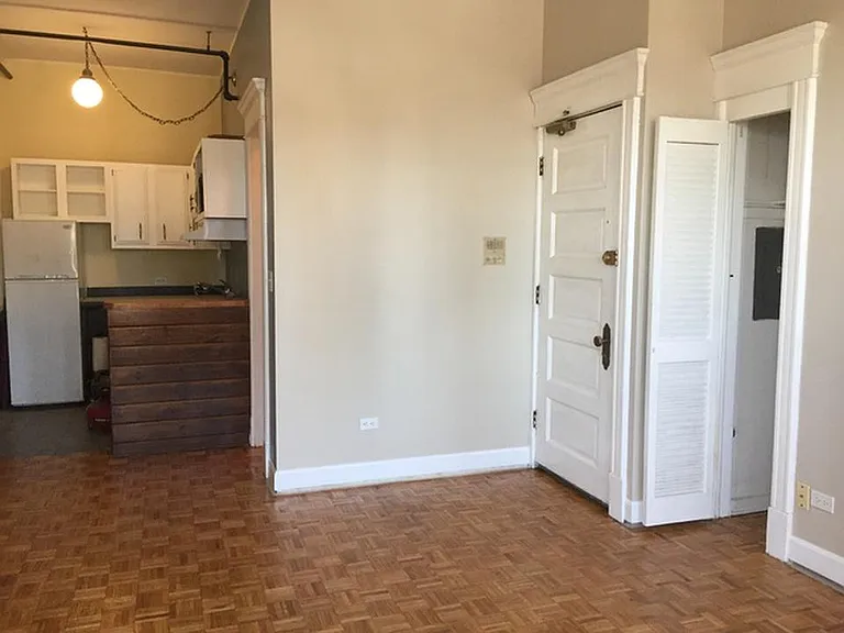 2800 N Pine Grove Ave #6L — Photo 9