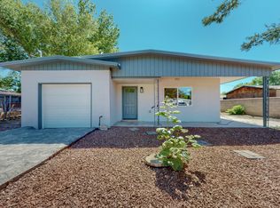 864 Arthur Dr SW, Albuquerque, NM 87105