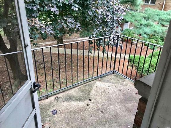 4th image of 65 Weaver Dr APT 6B