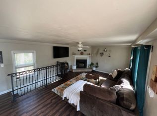 612 W 101st St, Kansas City, MO 64114