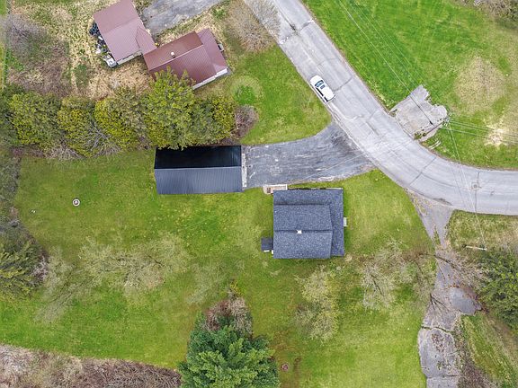 3rd image of 126 Fort Hill Street