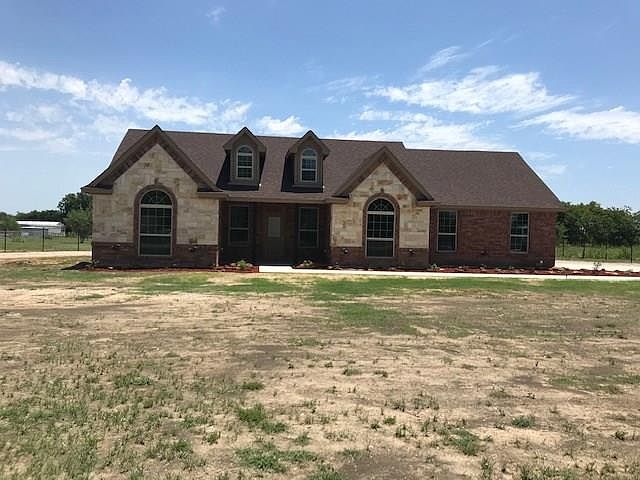 1st image of 8008 Prairie Hill Ctr