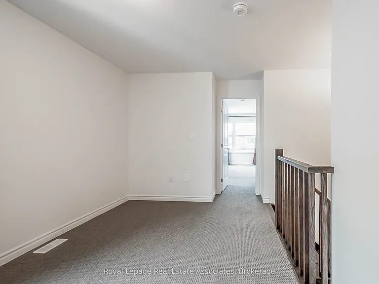 3981 Crown St — Photo 18