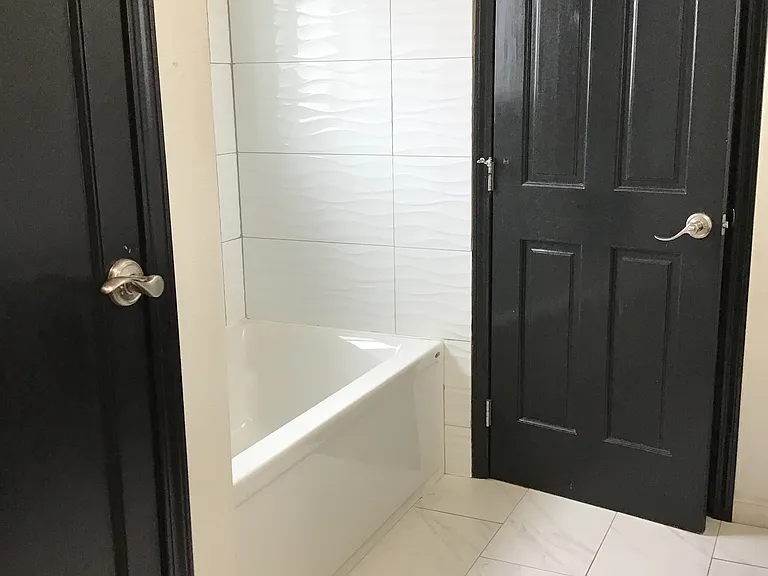 2603 S 86th Ave — Photo 19