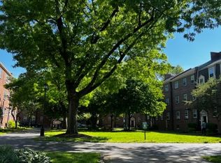 672 Franklin Pl APT B, Philadelphia, PA 19123