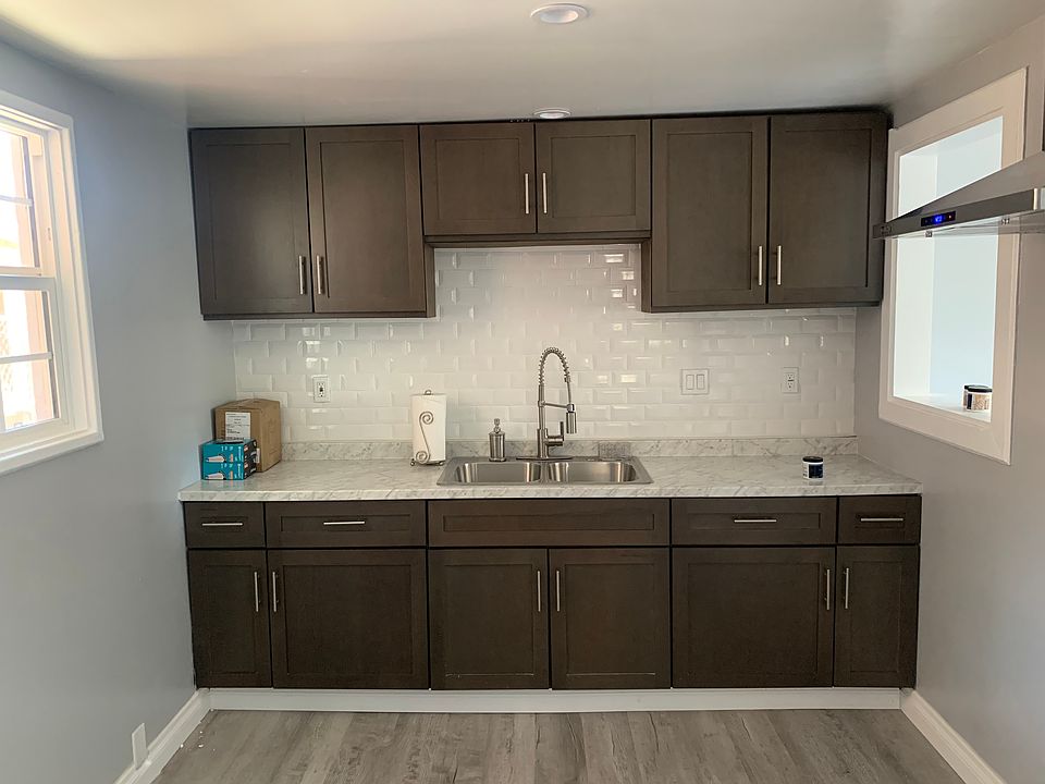 1st image of 6229 Carmelita Ave #1/2