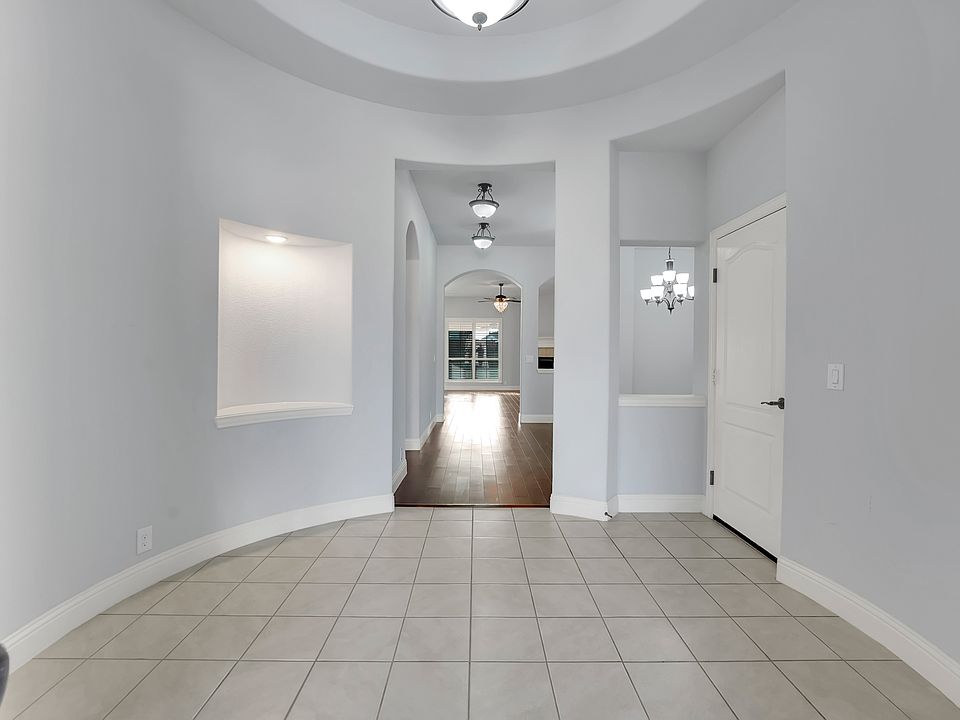 1st image of 2616 Tinsley Dr