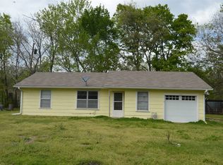 201 Oak St, Campbell, TX 75422