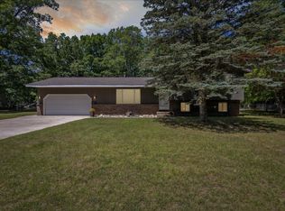 4884 Strong St, Montague, MI 49437