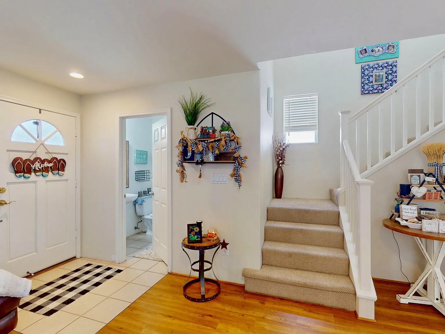3 bed, 2.5 bath, 1364 sqft, $3,750 — Photo 2