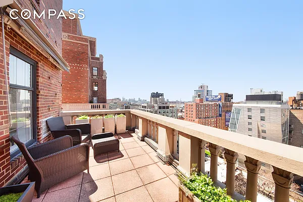 Sold by Compass | media 16