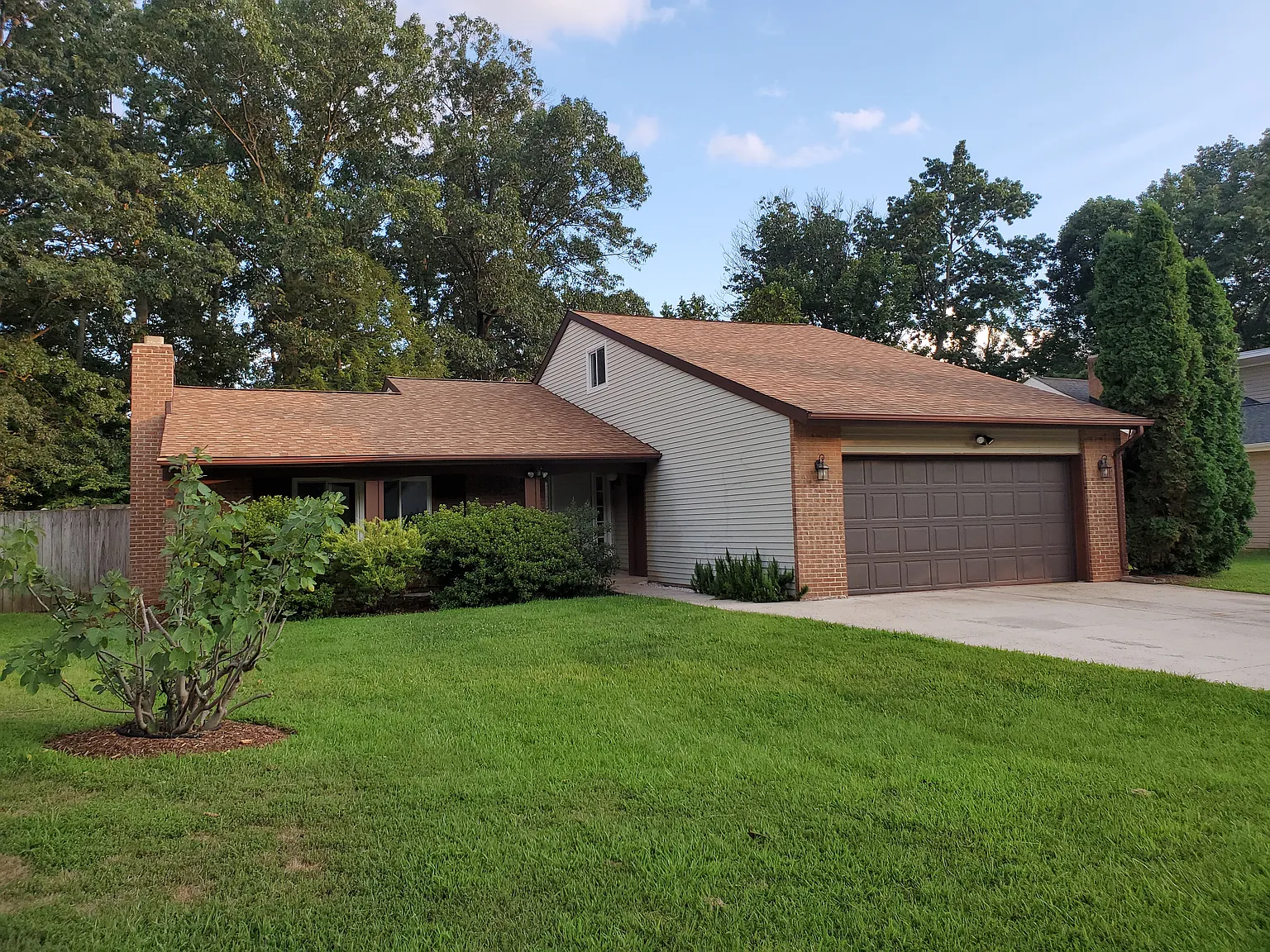 4 bed, 2100 sqft, $3,800 — Photo 1