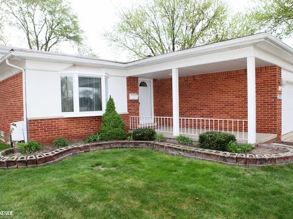 12919 Brixham Dr, Warren, MI 48088